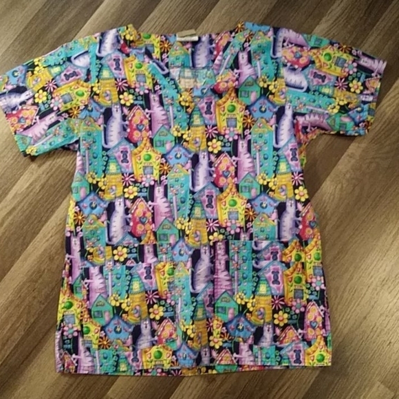 Cottonality scrub top small cats design - Picture 1 of 8